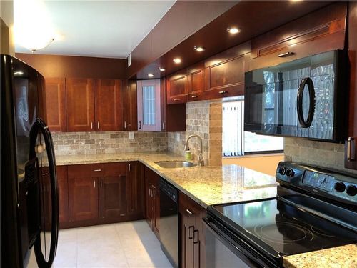 215-6800 Cypress Road, Plantation, FL, 33317 | Card Image