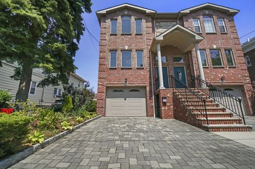 375 Greenmount Ave, Cliffside Park, NJ, 07010-1627 | Card Image