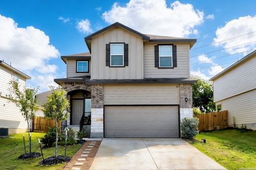 7214 Salado Creek Pkwy, San Antonio, TX, 78223-4774 | Card Image
