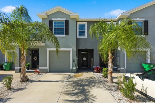 32992 Major Oak Dr, Wesley Chapel, FL, 33545-3285 | Card Image