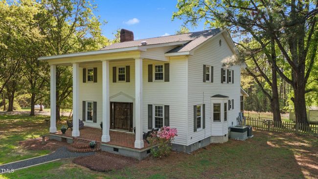 Front view | Image 62