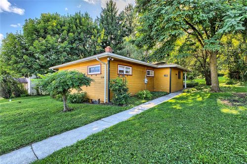 110 1st St, Hostetter, PA, 15638-1003 | Card Image