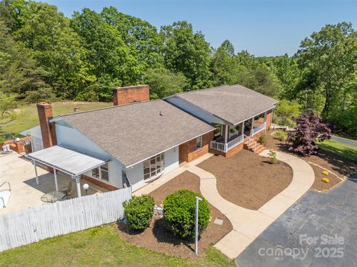 228 Oak Crest Dr, Rutherfordton, NC, 28139-7796 | Card Image