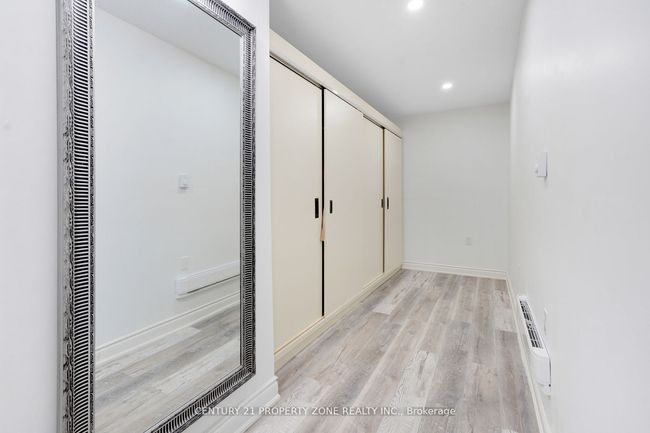 9 Haywood Dr, House other with 6 bedrooms, 5 bathrooms and 4 parking in Brampton ON | Image 31