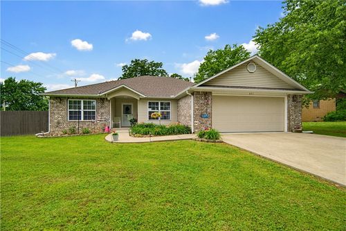 371 S Virginia Ave, Gentry, AR, 72734-8892 | Card Image