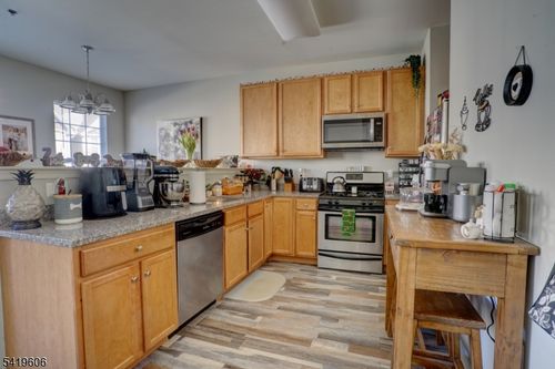 119 Conover Ter, Lebanon, NJ, 08833-2184 | Card Image