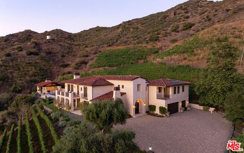 33330 Hassted Dr, MALIBU, CA, 90265 | Card Image
