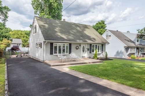 114 Sunrise Ter, Cedar Grove, NJ, 07009-1429 | Card Image