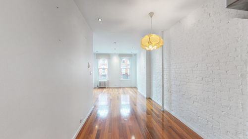 8-23 King St, New York, NY, 10014-4935 | Card Image