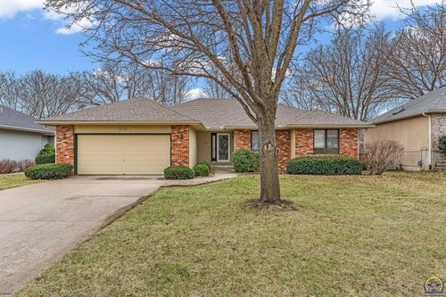 6705 Sw Scathelock Rd, Topeka, KS, 66614-4457 | Card Image