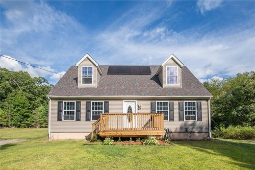40 Hicks Way, Foster, RI, 02825-1530 | Card Image