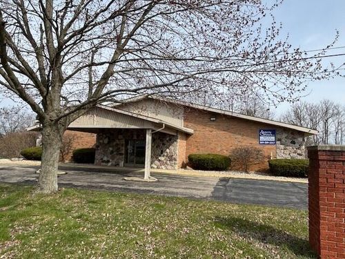 7085 E Dr N, Battle Creek, MI, 49014-8562 | Card Image