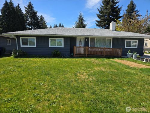a-7826 Rainier Dr, Everett, WA, 98203-6517 | Card Image