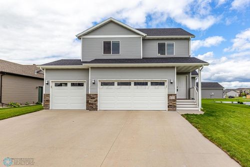 6737 21 Street S, Fargo, ND, 58104 | Card Image