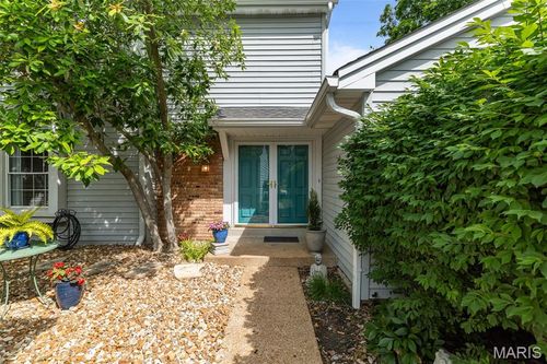 2306 Claymoor Dr, Chesterfield, MO, 63017-7834 | Card Image