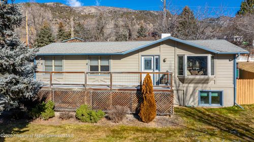65 Vista Dr, Glenwood Springs, CO, 81601-2733 | Card Image