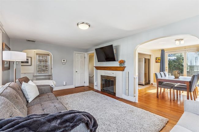 244 Summer St, House other with 3 bedrooms, 2 bathrooms and 6 parking in Cranston RI | Image 12