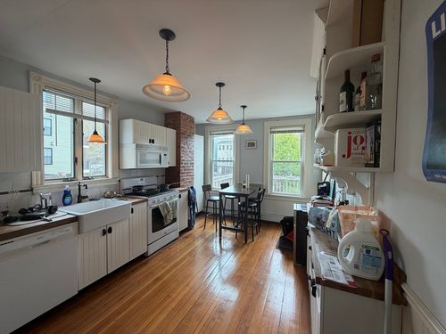2-703 E 2nd St, Boston, MA, 02127 | Card Image