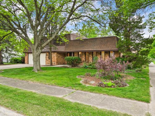 3843 Lizette Ln, Glenview, IL, 60026-1218 | Card Image
