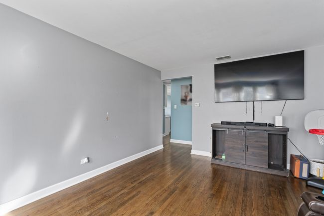 10155 Kildare Ave, House other with 3 bedrooms, 2 bathrooms and 2 parking in Oak Lawn IL | Image 9
