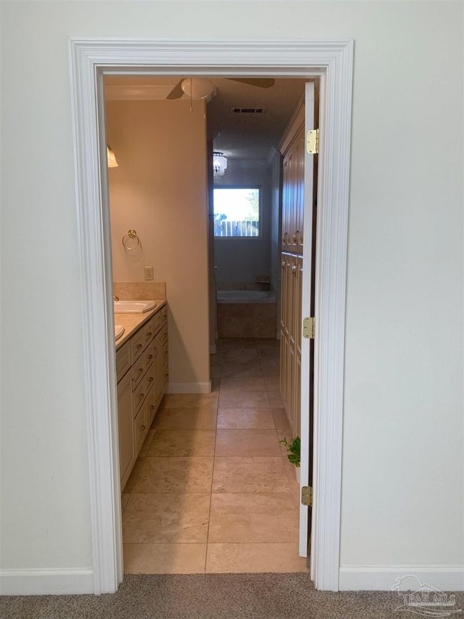 B - 6148 The Oaks Ln, House other with 3 bedrooms, 3 bathrooms and 2 parking in Pensacola FL | Image 28