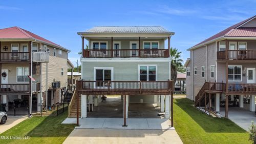 4161 Ireland St, Bay Saint Louis, MS, 39520-7644 | Card Image