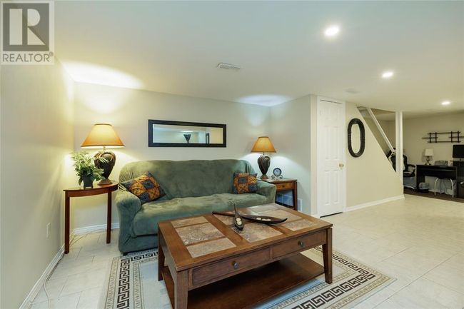 17 - 27 Turner Dr, Townhouse with 3 bedrooms, 2 bathrooms and null parking in Sarnia ON | Image 34