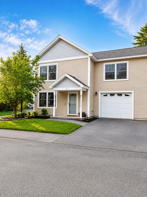 15-15 Jarita Ct, Portland, ME, 04103-1292 | Card Image