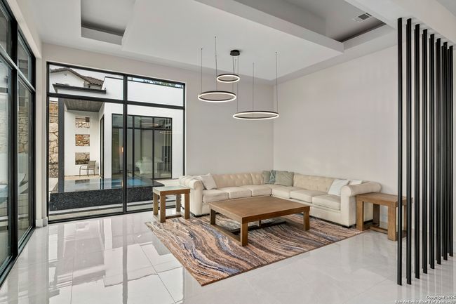 23703 Verona Cyn, House other with 4 bedrooms, 5 bathrooms and null parking in San Antonio TX | Image 14