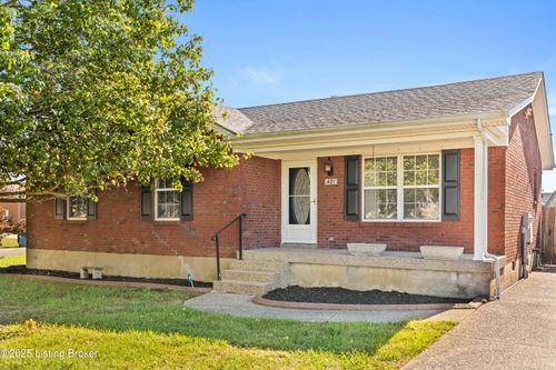 401 Drake Dr, Shepherdsville, KY, 40165-8171 | Card Image