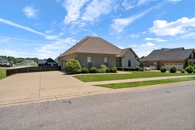 8674 Drakes Boulevard, House other with 5 bedrooms, 3 bathrooms and null parking in Alvaton KY | Image 3