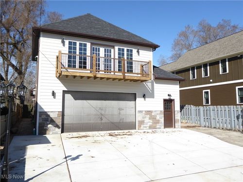2160 W 40th St, Cleveland, OH, 44113 | Card Image