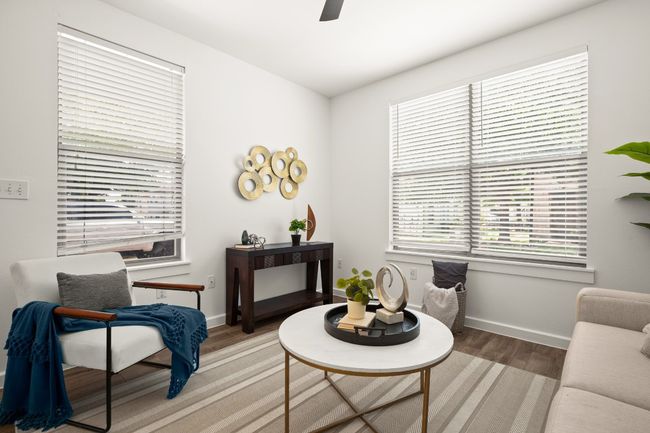 APT-1103 - 1201 Grove Blvd, Condo with 2 bedrooms, 3 bathrooms and 2 parking in Austin TX | Image 6