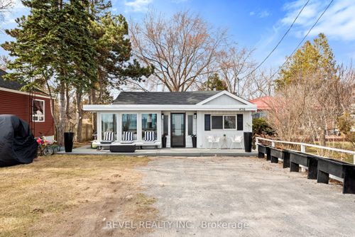 456 Crystal Beach Blvd, Whitby, ON, L1N9Z7 | Card Image