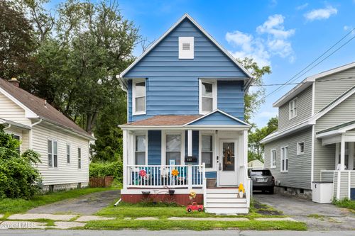 127 N Toll St, Scotia, NY, 12302-1538 | Card Image