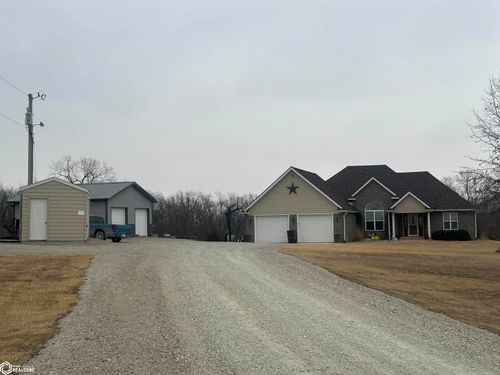 17407 200th Ave, Centerville, IA, 52544-8378 | Card Image