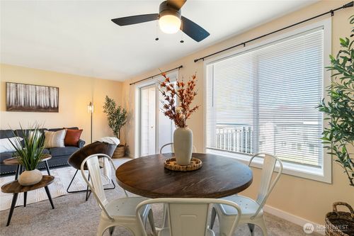 apt-368-4244 Wintergreen Cir, Bellingham, WA, 98226-7681 | Card Image