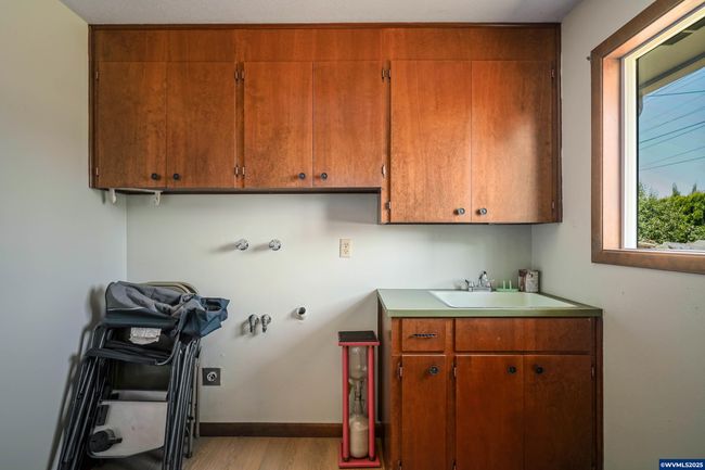 1679 Mistwood Dr Ne, House other with 3 bedrooms, 2 bathrooms and null parking in Keizer OR | Image 18