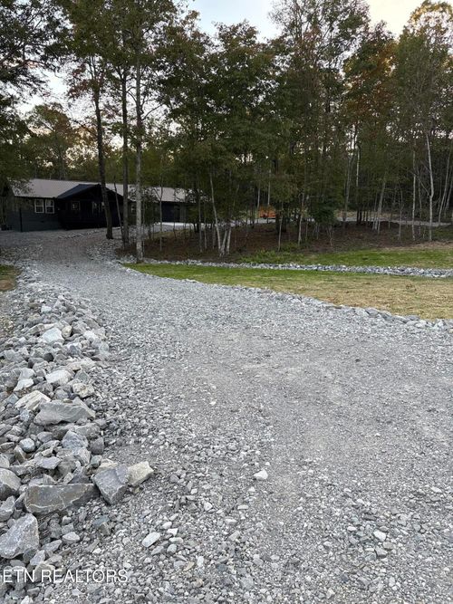 128 Colt Ct, Jamestown, TN, 38556-2211 | Card Image