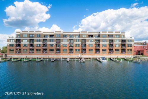1111 N Water Street, Bay City, MI, 48707 | Card Image