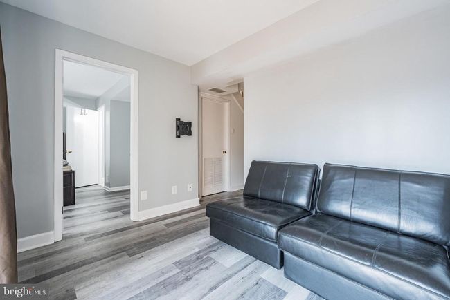 11053 Saffold Way, Townhouse with 4 bedrooms, 4 bathrooms and null parking in RESTON VA | Image 14
