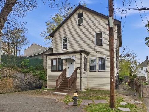 3 Rock Rd, Boston, MA, 02136-6209 | Card Image