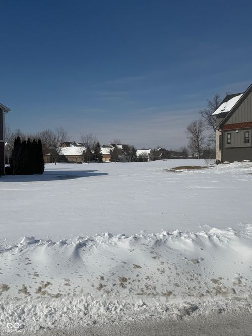 11274 Golden Bear Way, Noblesville, IN, 46060-7153 | Card Image