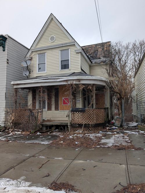 39 Garfield Place, Albany, NY, 12206 | Card Image