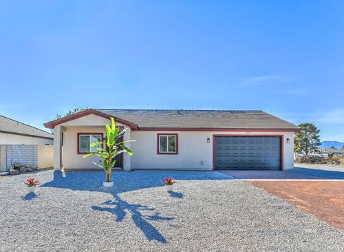 101 Ironton St, Pahrump, NV, 89048-6128 | Card Image