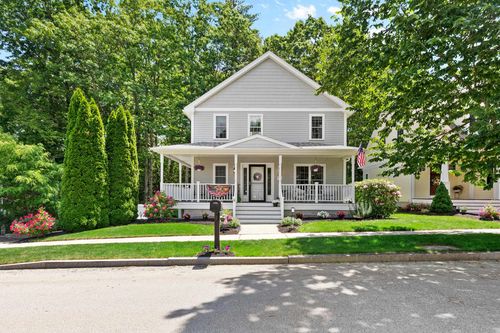 16 Constitution Way, Rochester, NH, 03867-5252 | Card Image