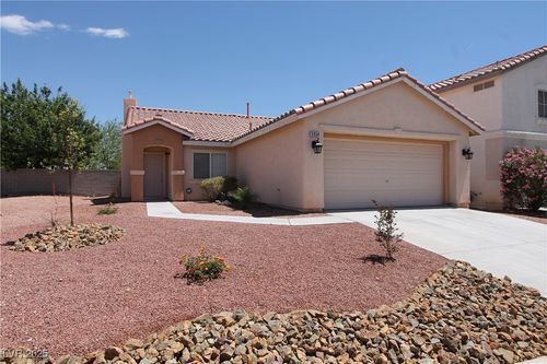 5934 Gingham St, North Las Vegas, NV, 89031-0559 | Card Image