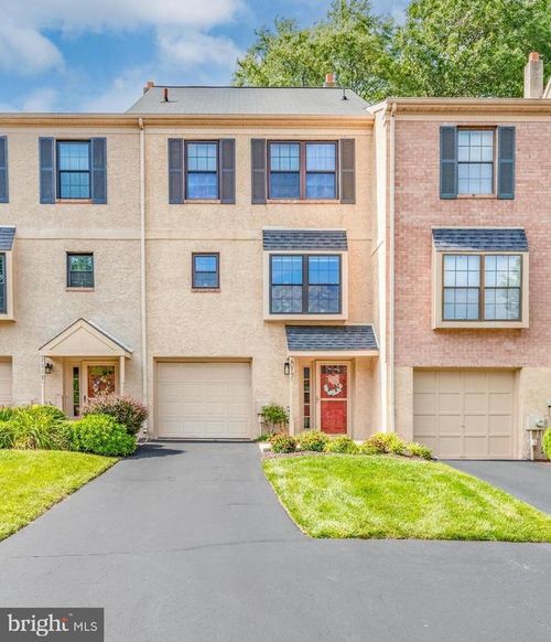 2017 Yorktown S, West Norriton, PA, 19403-3541 | Card Image