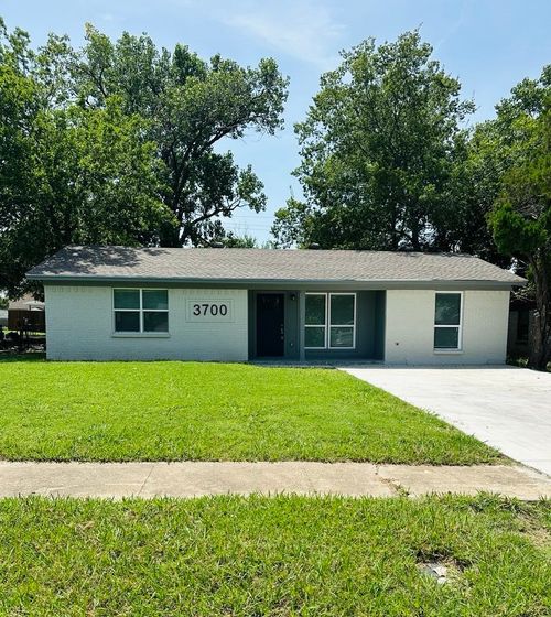 3700 Susan Dr, Mesquite, TX, 75150-2628 | Card Image