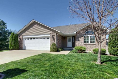 1122 Stone Crest Villa Dr, Quincy, IL, 62305-4408 | Card Image